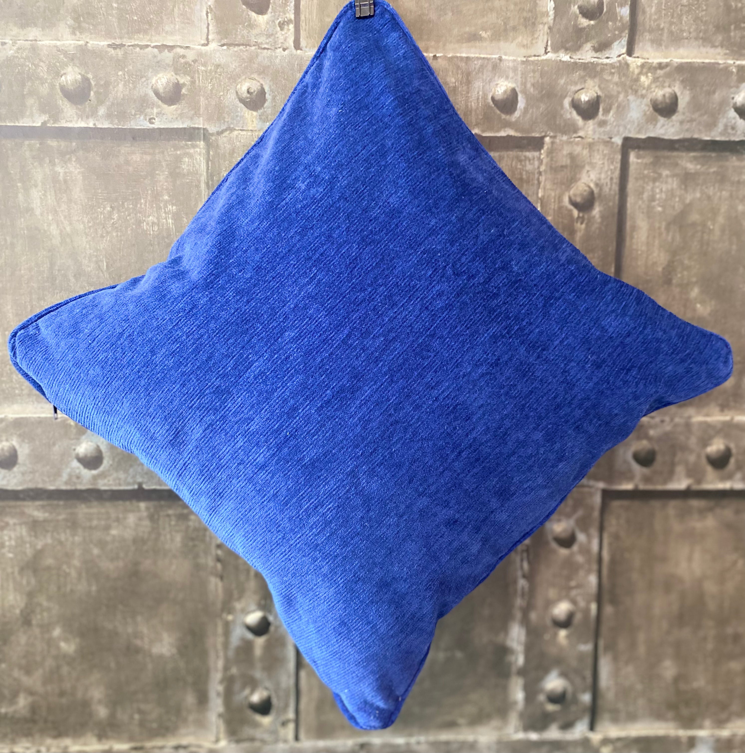 Quai – Handgefertigtes Designerkissen, Designers Guild, 50×50 cm – Objets trouvés